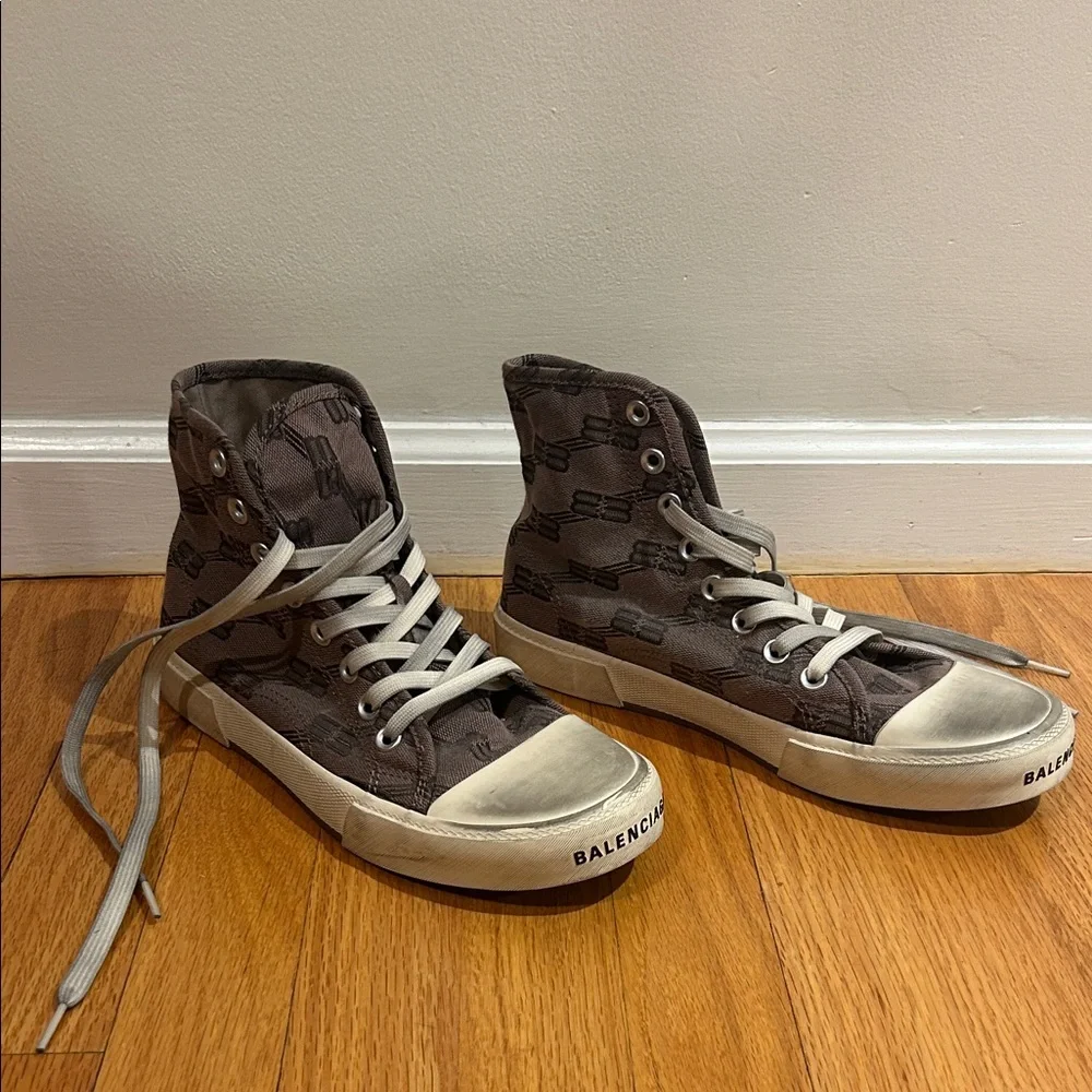 Balenciaga Paris High Top Sneaker BB Monogram - Picture 2 of 4